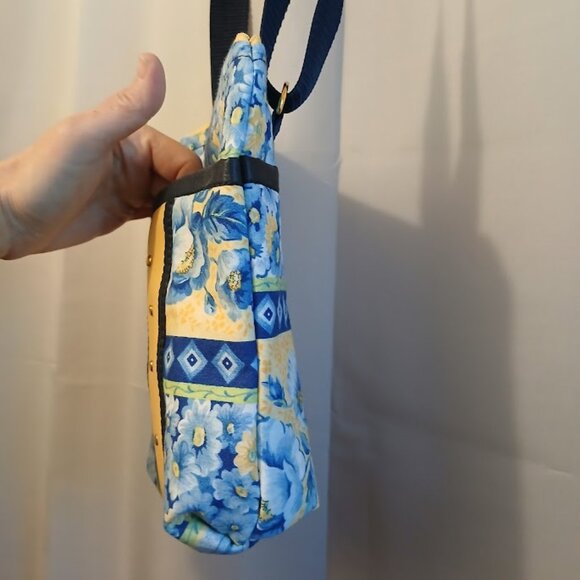 New Pleather trim Roses Crossbody Bag Purse Blue Yellow Zip Sling Travel bag - Picture 6 of 12